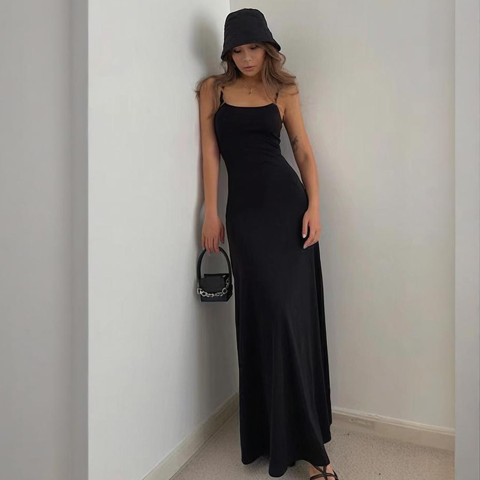 Vestito Lungo Donna Spaghetti Strap Senza Maniche Aderente Casual Abito Lunghi Sexy Senza Schienale Bodycon Maxi Abiti Estivo Elasticizzato Vestiti da Festa per Cocktail Cerimonia Discoteca