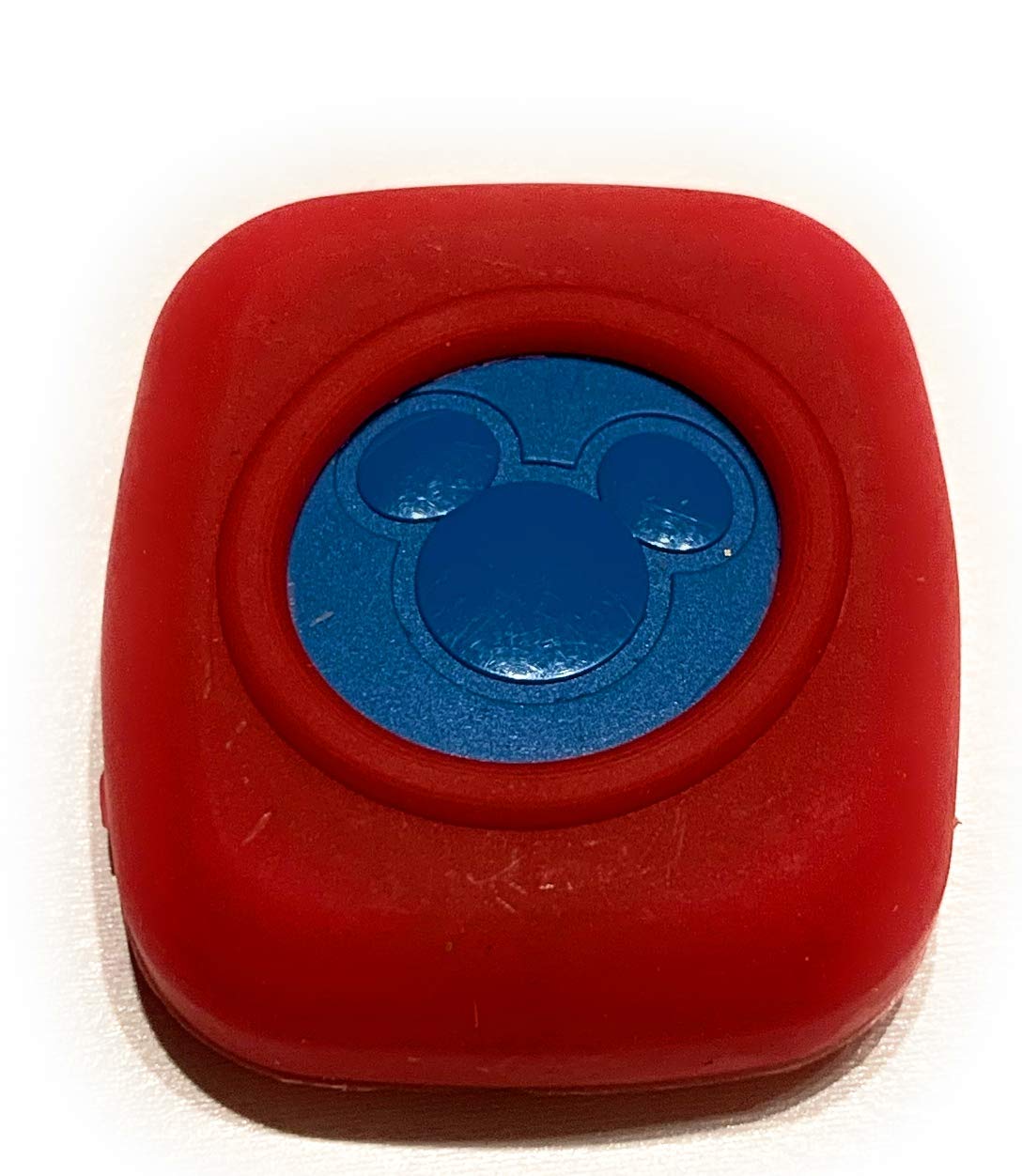 Disney Magicband 2 Puck Holder color Red (2 pack) by Bitbelt