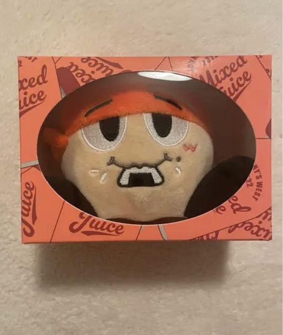 ぶらさげるヤツ WEST. 桐山照史 Amazon.co.jp: ぶらさげるヤツ 桐山照史 ジャニーズWEST