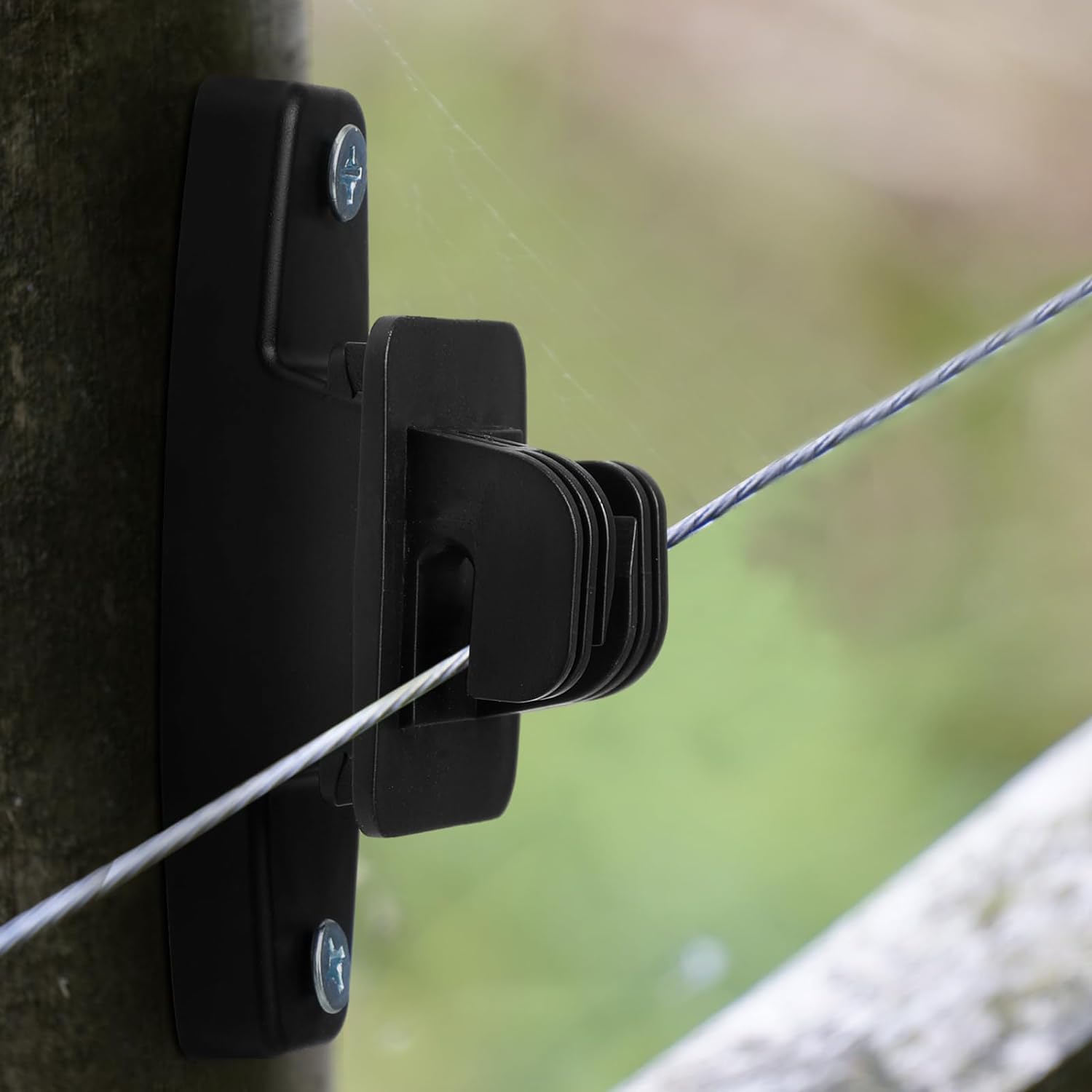 Carriere 100 Pezzi Isolatori per Recinto di Filo Elettrico Recinto Elettrico Isolatori per nel Legno Accessori per Recinzione Chiodo Chiodo per nel Legno