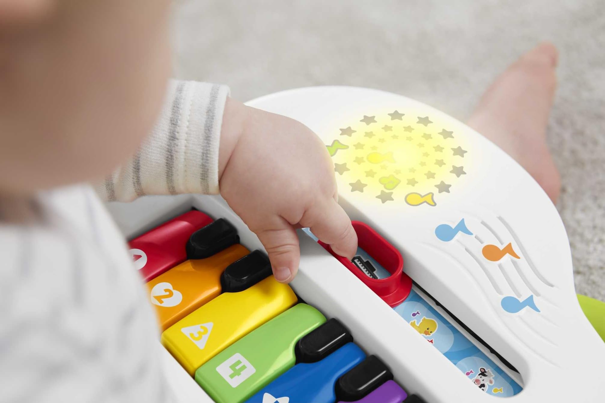 Fisher-Price Ríe y Aprende Piano Musical, Juguete con música y Sonidos para bebé +6 Meses, versión español + portugués + Italiano + inglés (HHX13)