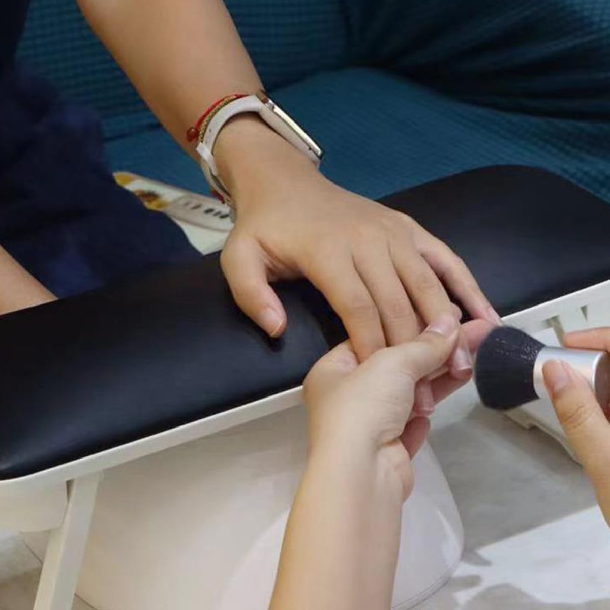 Cuscino Facile Pelle Sintetica e in Poggiamani Manicure per Nera Superficie Liscia da Pulire, Supporto Comfort per Unghie per Professionale e Domestico