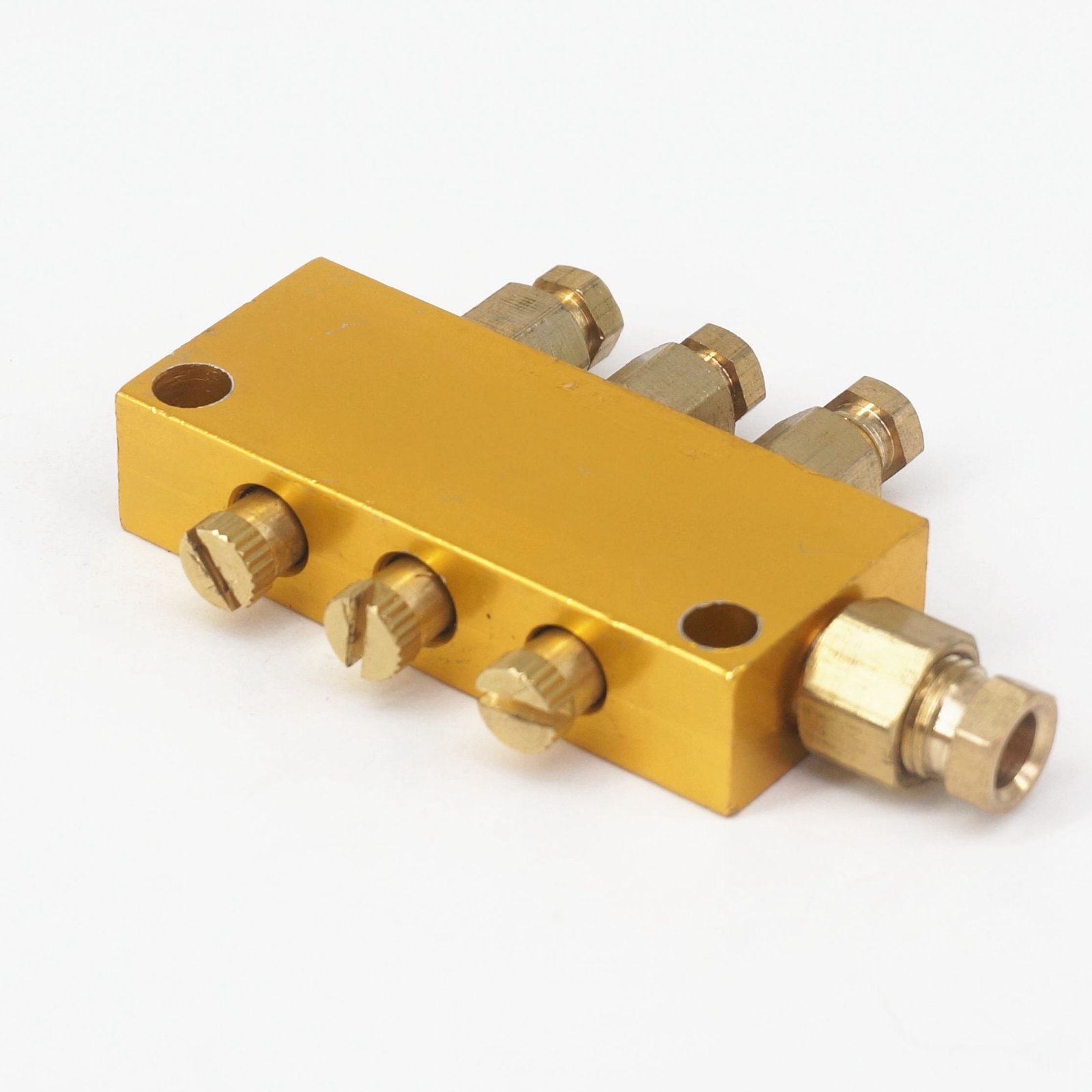 Sorekarain Brass 3 Way Adjustable Lube Oil Piston Distributor Value Manifold Block 6Mm Inlet 4Mm Out for Centralized Lubrication System