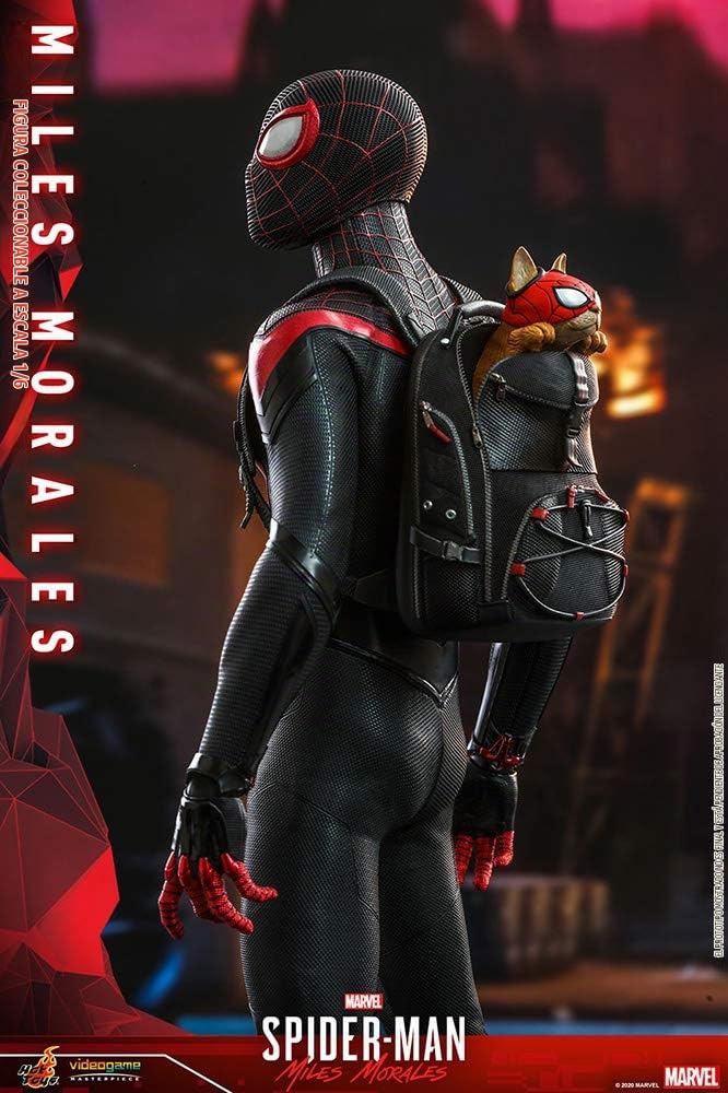 Amazon.com: Hot Toys Figura de Miles Morales de Spiderman de la