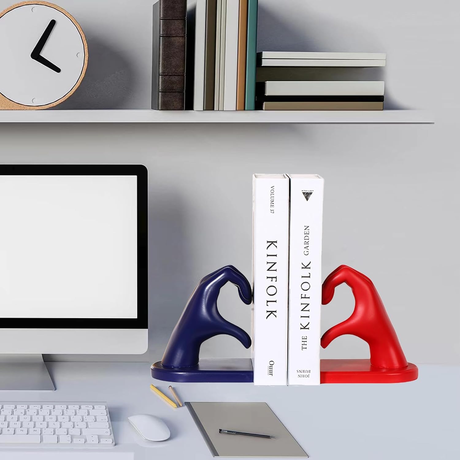 Heart Shaped Statue Resin Art Sculpture Home Decor Modern Bookends,Bookshelf Decorative Figurine,Gifts for Loved Ones and Friends,A2