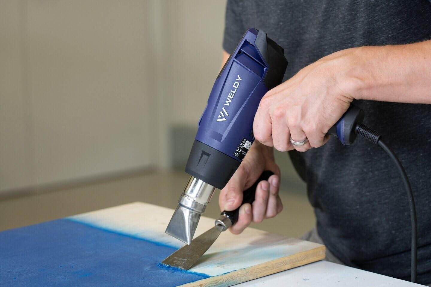 Alessia Cara 230V Heat Gun Universal Kit HG 330-B Hot Air Gun DIY Enthusiasts 1600W, SUWD-330B-UVK