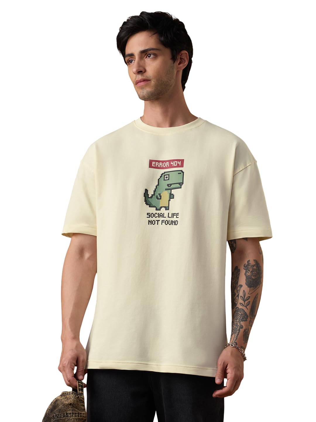The Souled Store Camiseta de gran tamaño: It's an Error Hombres y Niños Manga Corta Cuello Redondo Blanco Roto Gráfico Impreso Píxelado Hombro Caída Divertido Moda Streetwear Casual Algodón T-shirt
