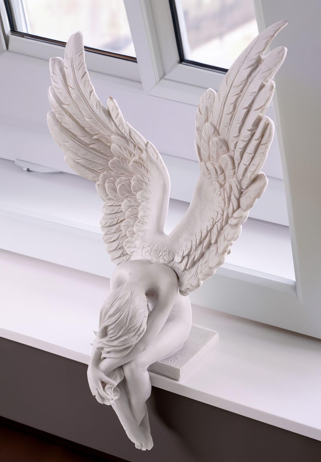 Kremers Schatzkiste - Dekofigur Großer Engel der Traurigkeit Kantenhocker 40 cm Weiß Angel Engelsfigur zum hinstellen für den Innenbereich Polyresin Angel of Sadness
