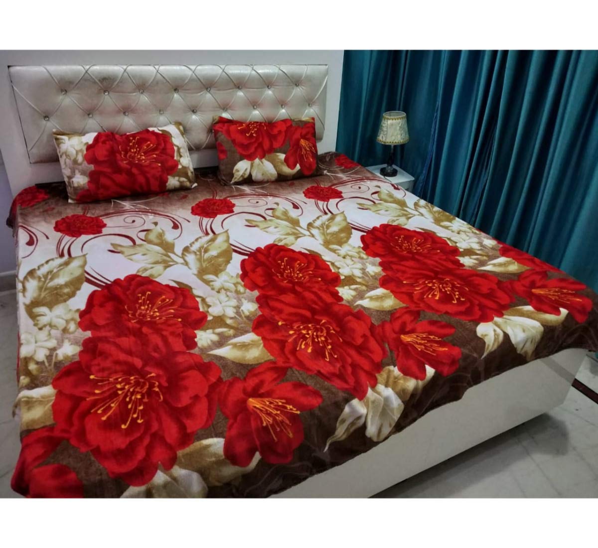 Buy Being Handloom Premium Woollen Bedsheet with 2 Pillow Covers(Zipped