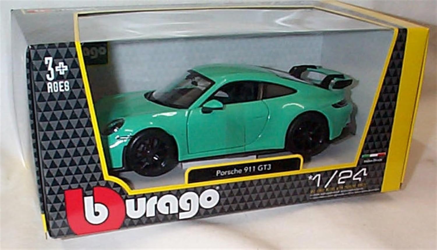 Bburago P0RSCHE 911 GT3 2021 Turquoise Car 1:24 scale diecast model