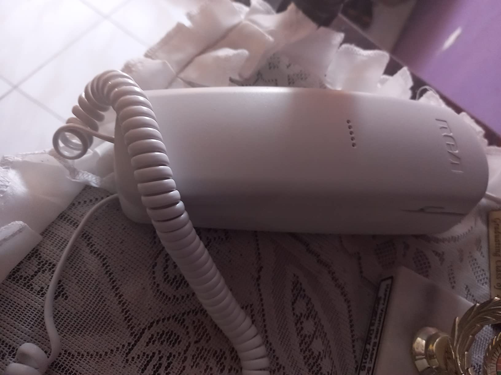 RCA 11031WTGA SlimLine Corded Telephone (White) Corded