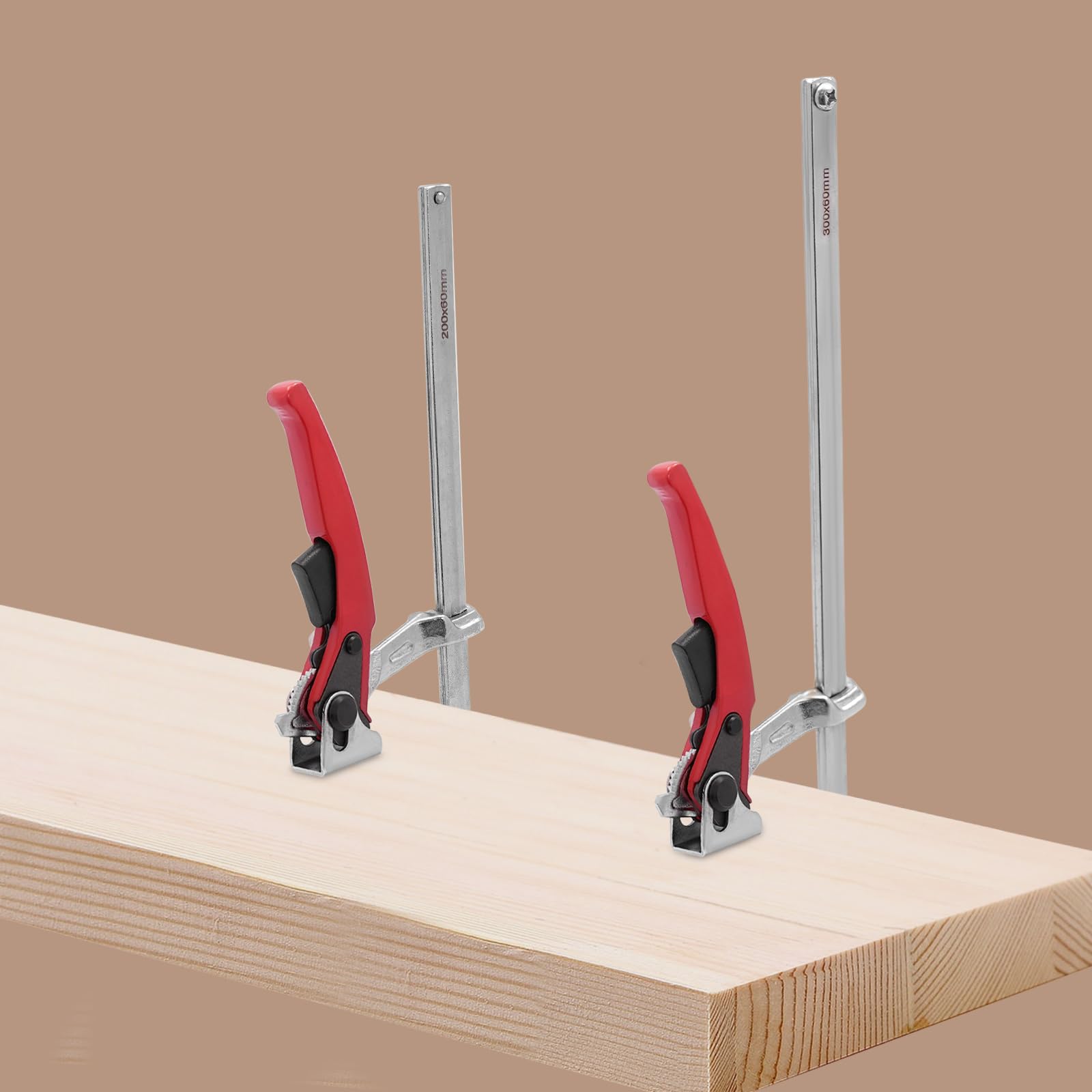 Zestaw 2 zacisków śrubowych z szybkozamykaczem, zaciskiem 180 kg i rozpiętością 20/30 cm, do prowadnic piły, prac drewnianych i metalowych (kolor czerwony)