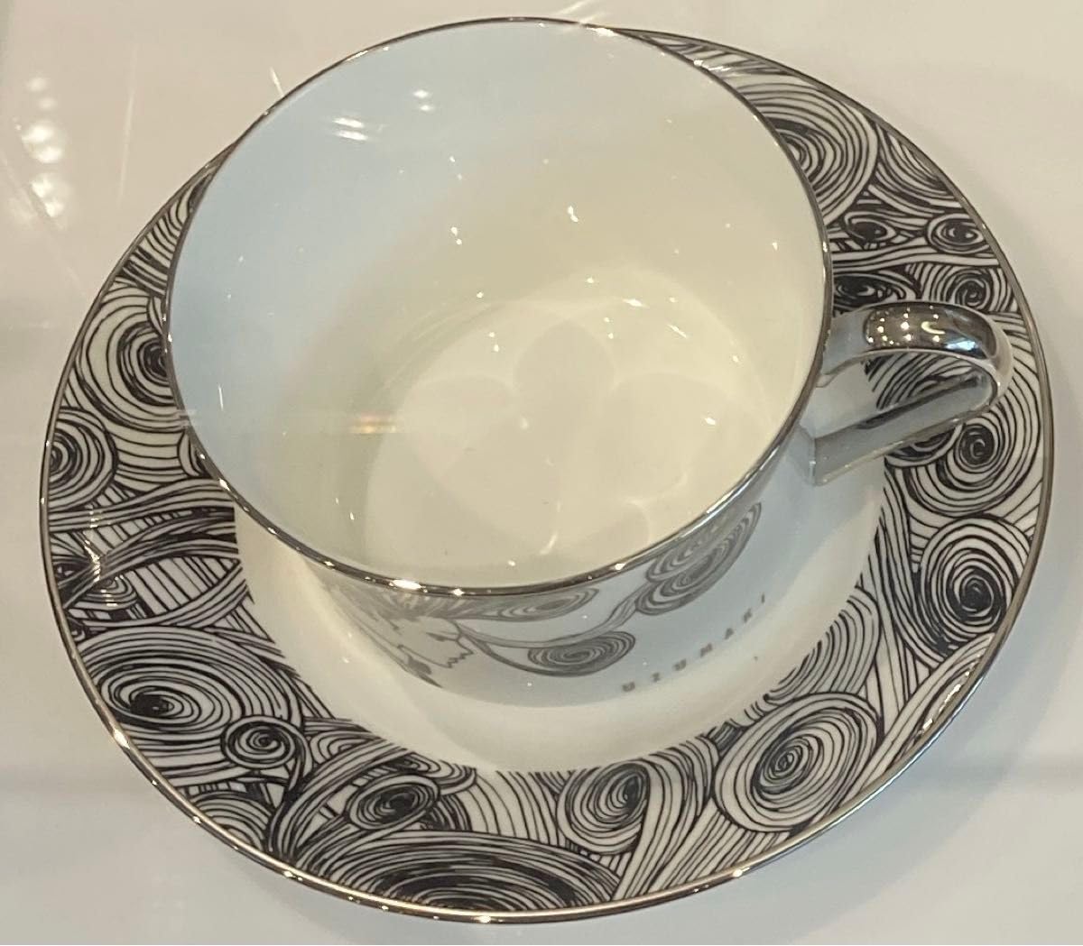 Amazon.co.jp: 伊藤潤二展 誘惑 うずまき Noritake カップ ソーサー  