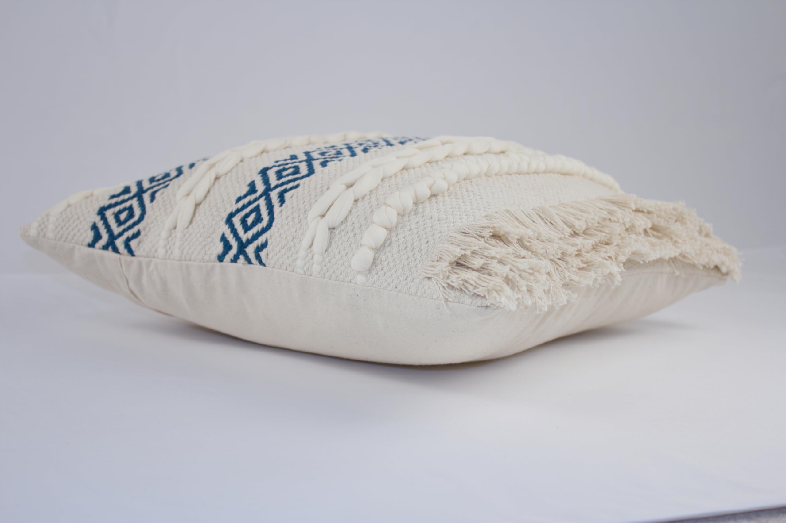 TreeWool Fodera per Cuscino Boho (45x45 cm, Verde Pavone, Confezione da 1) Cuscino Decorativo Tessuto a Mano con Passanti Intrecciati, Motivo Geometrico e Frange - Cuscino Quadrato per Divano