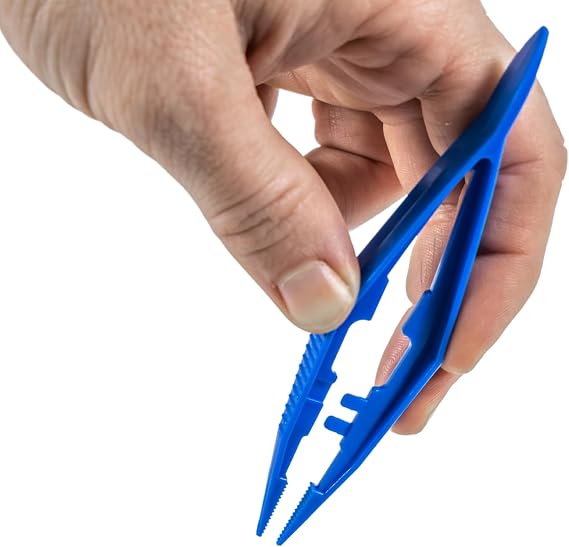 Vakly Disposable Plastic Forceps Tweezers Blue (10 Pack) Serrated Tip Pickup Tweezers with Finger Ridges & Narrow Points for First Aid, Medical, Lab, Crafts & School Science
