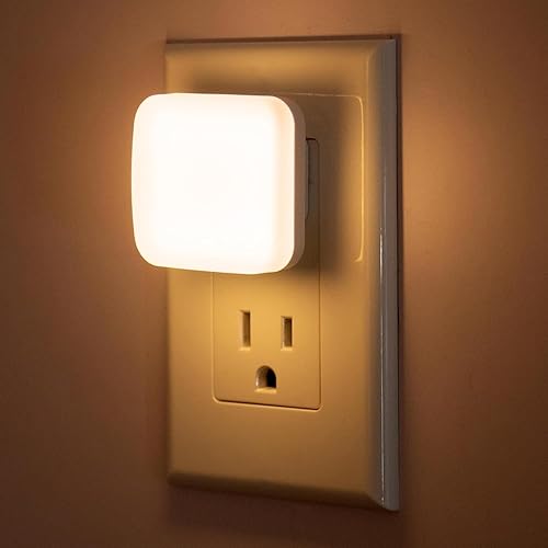 LED Night Light Plug into Wall, 2 Pack, Nightlights With Light Sensor Dusk to Dawn, 0.3W Square Plug in Night Lights for Kids, 3000K Warm White Night Light for Travel Bathroom Bedroom Kitchen