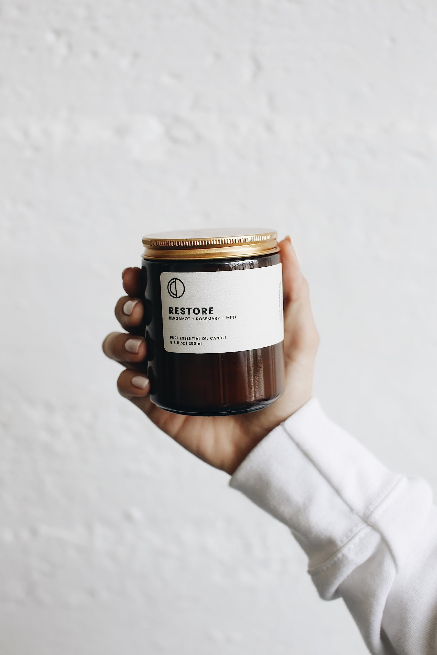 OCT Restore Bergamot + Rosemary + Spearmint + Lemon | Scented Candle. Made with Essential Oils and Soy Wax. 250ml - Image 2