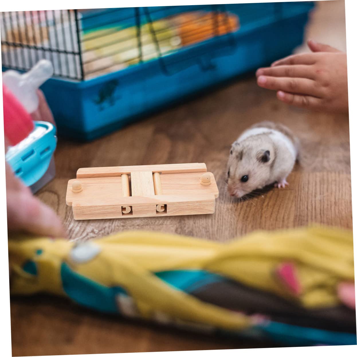 SUPVOX 2pièces Jouet Bois Interactif pour Hamsters Accessoire De Cage pour Recherche De Nourriture Jouet à Friandises pour Rongeurs Modèle avec Couvercle Rotatif
