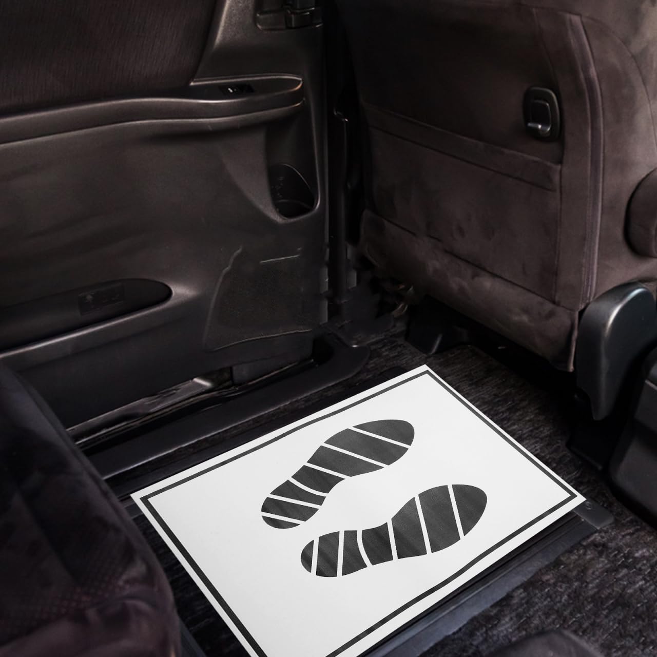 25pcs Car Paper Floor Mats Disposable Automotive Floor Pads Portable Car Carpet Paper Foot Mats for Protection Auto — view 5