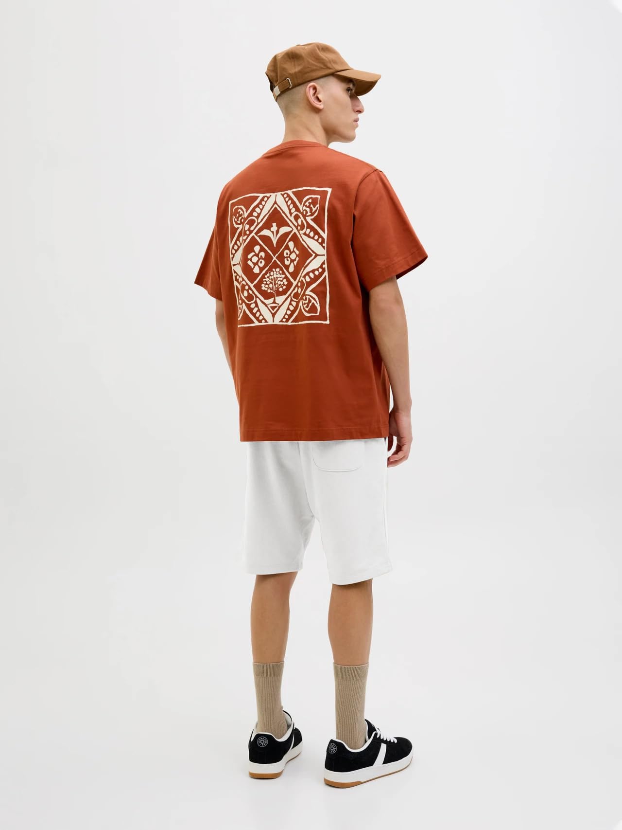 JACK & JONES Pantalones Cortos de Sudadera Bermuda Ajuste cómodo hasta la Rodilla con Bolsillos Laterales