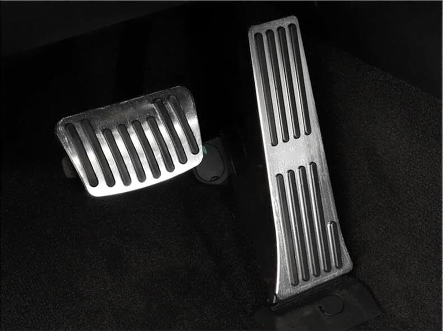 車のペダル 用のヒュンダイ 2018-2022年式 ブレーキペダル アクセルカバー アルミ製 滑り止め