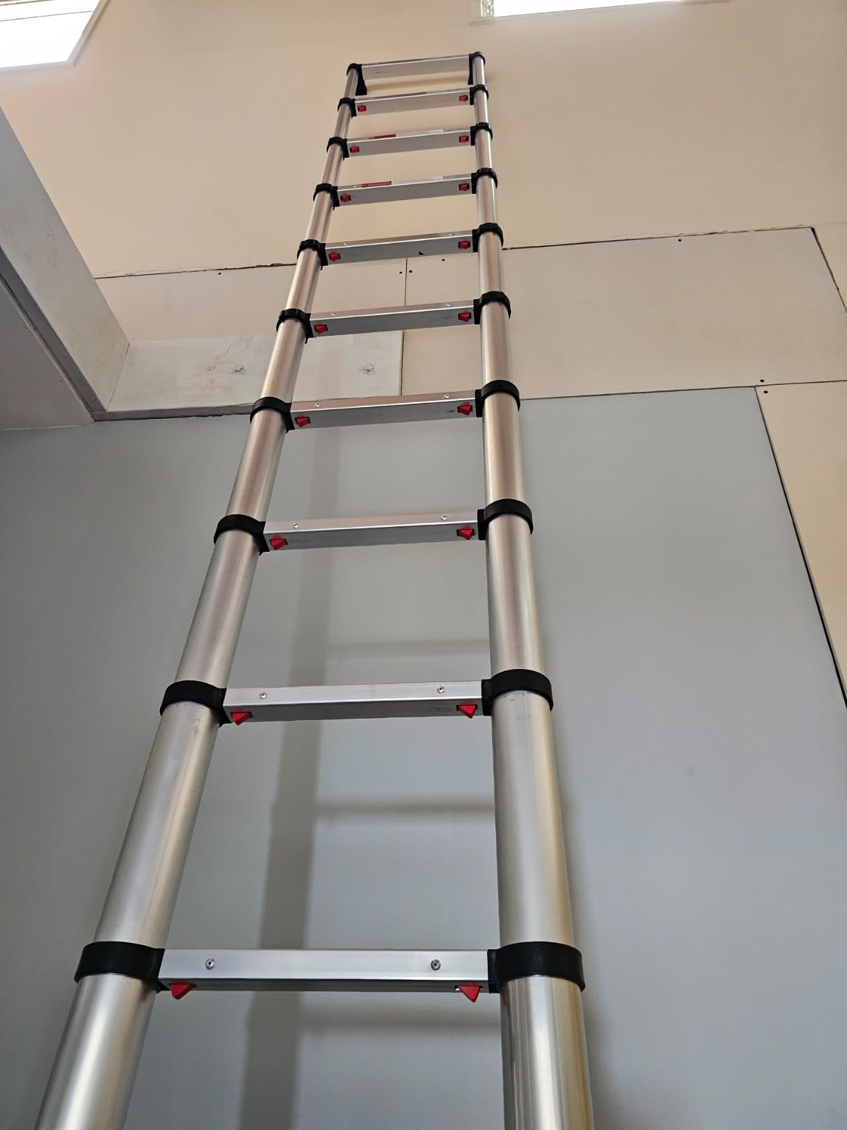 Échelle Télescopique Bm Tools 3.8m En Alu Avec Stabilisateur - Charge 150kg photo review