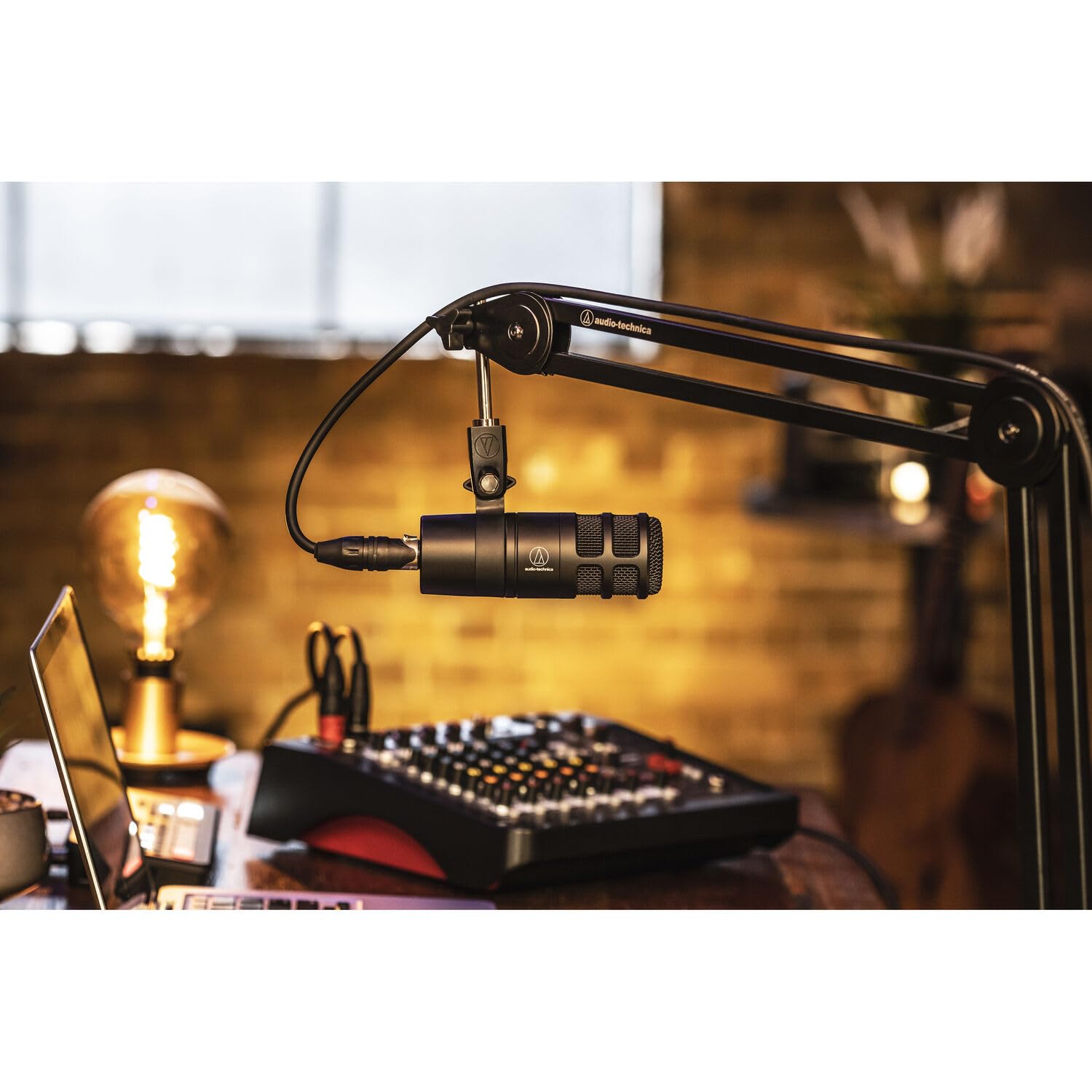 Amazon.com: Audio-Technica AT2040 Dynamic Podcast Microphone with