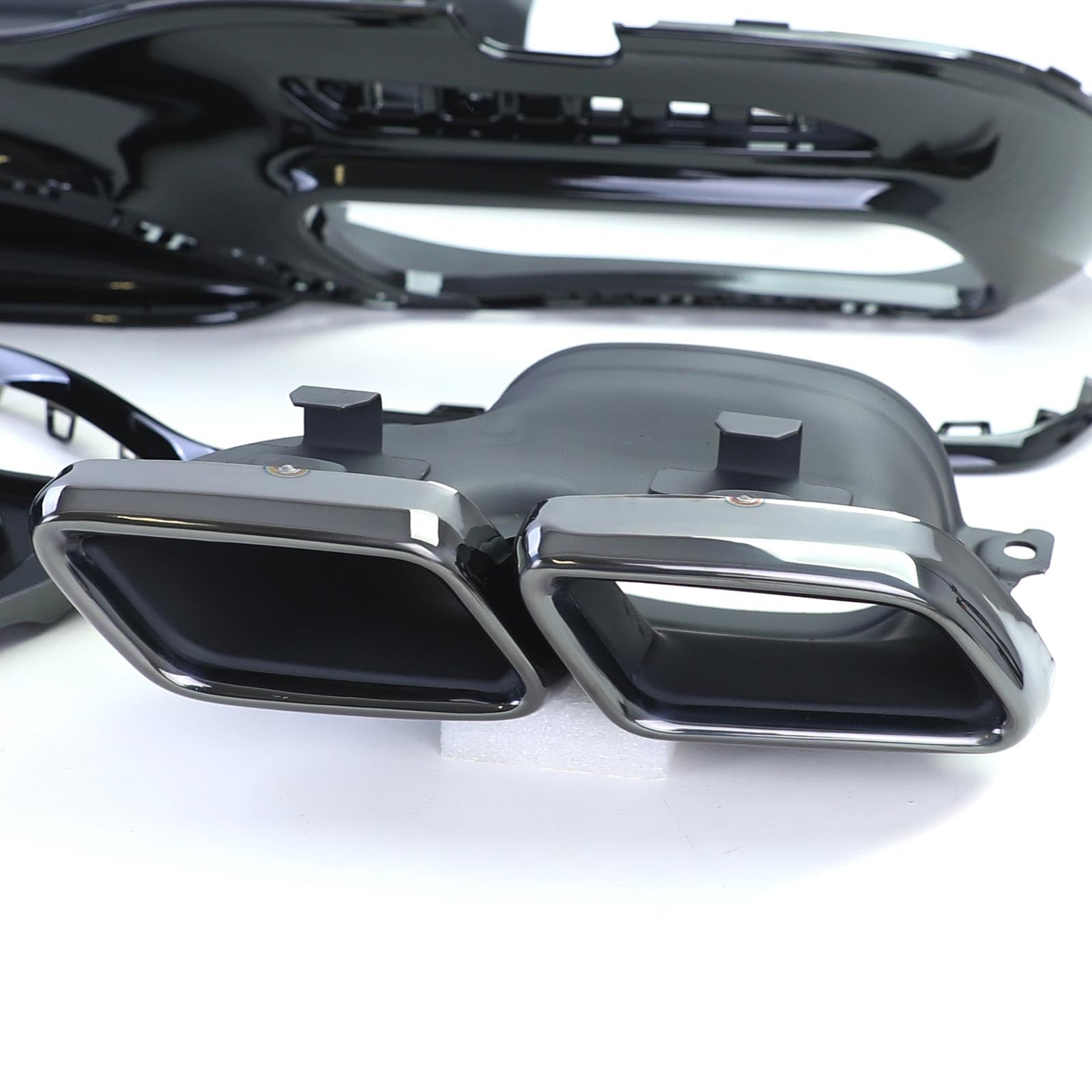 Sport Heckdiffusor mit Doppel Endrohre Schwarz für Mercedes S Klasse W222 17-20