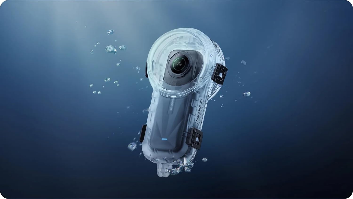 Insta360 X5 Invisible Dive Case Kit with Invisible Selfie Stick and Float Handle Grip(New)- Waterproof Up to 60m (197ft)