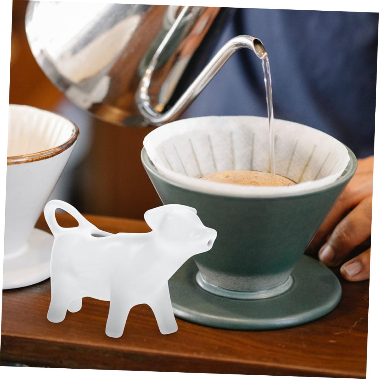 GLEAVI Pichet à Lait Céramique 4 Pièces Tasse à Mousser Lait Accessoires Cuisine