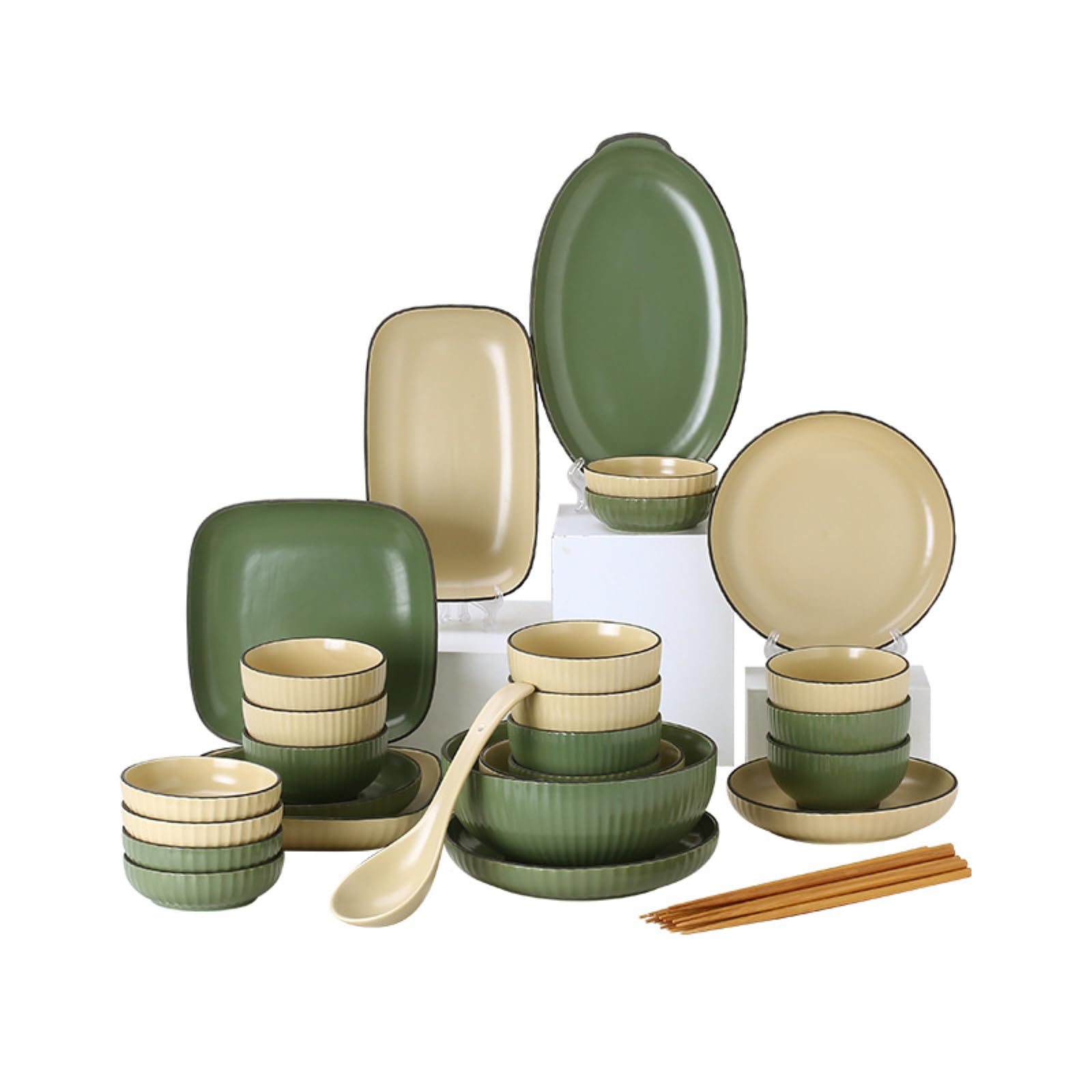 Piatti in ceramica nordica