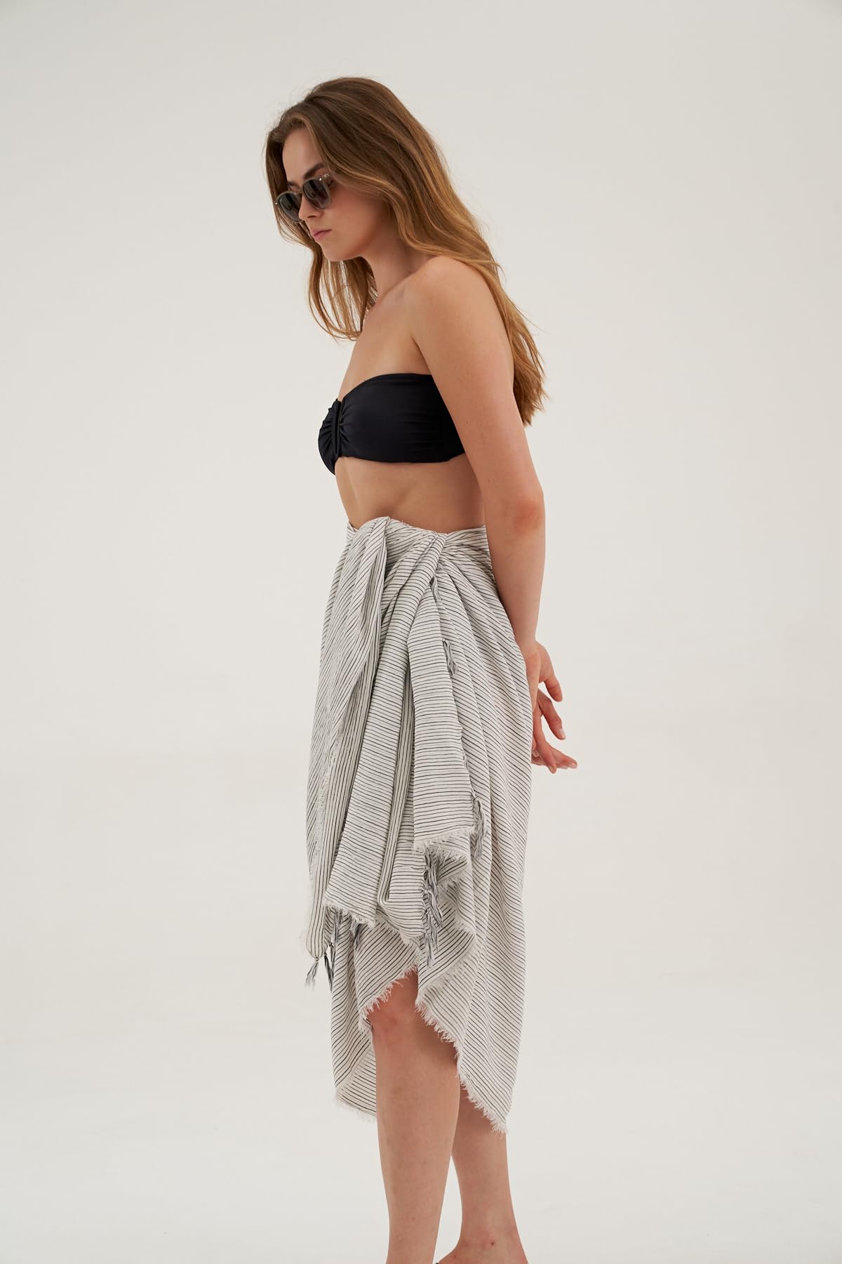 Gottex Beach Life - Falda envolvente para mujer con dobladillo con flecos, color negro y marfil