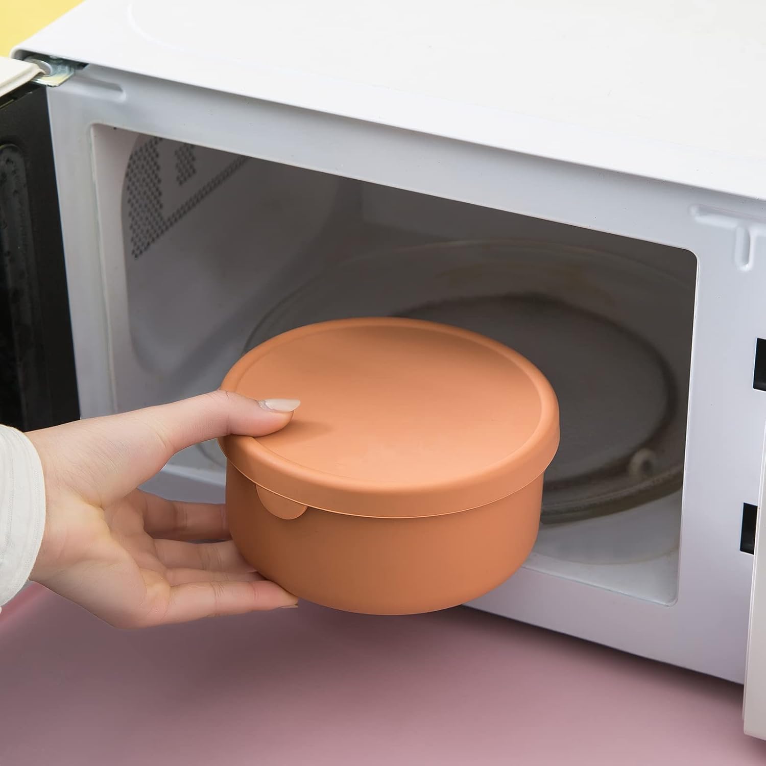 Silicone Bowls with Lids, Unbreakable, Non-Slip, BPA Free, Airtight, Microwave/Dishwasher/Freezer-Safe, Indoor And Outdoor Use (8.5oz,24oz)