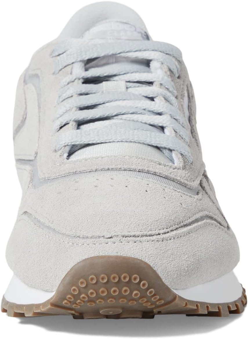 Reebok Unisex Classic Leather Sneaker - Image 4