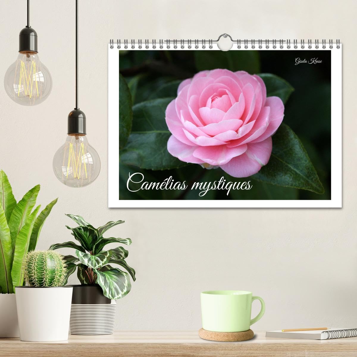 Camélias mystiques (Calendrier mural 2026 DIN A4 vertical), CALVENDO calendrier mensuel: La magie des fleurs de camélia