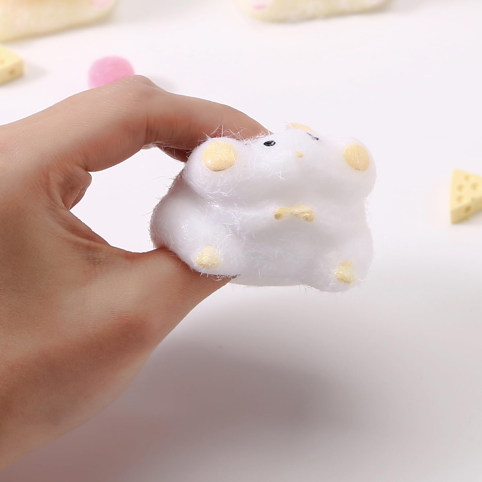 Amazon | Mystoneer 猫 肉球スクイーズおもちゃ ミニタバスクイーズ