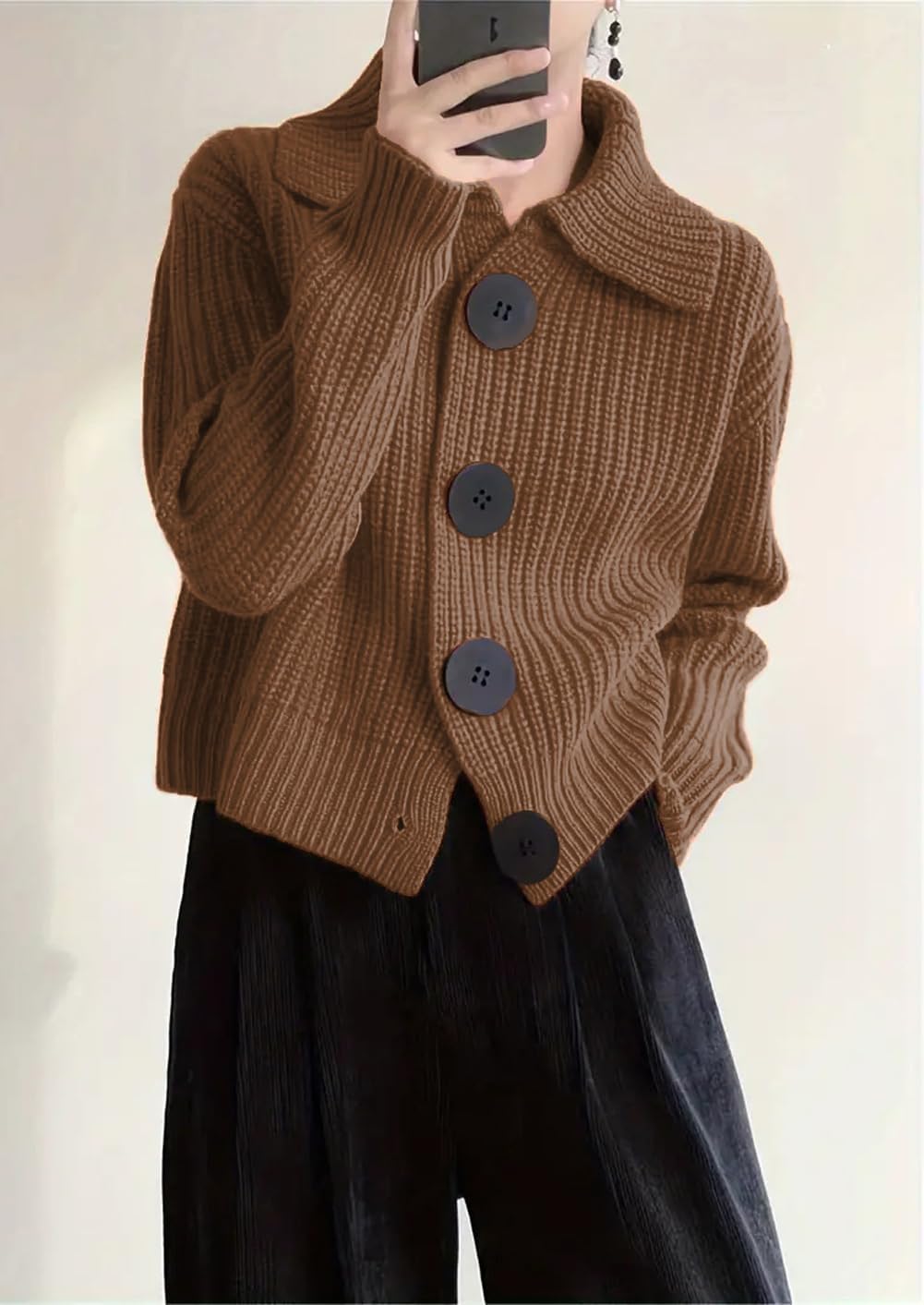 chouyatou Women's 2025 Fall Button Down Cropped Cardigan Sweater Chunky Knit Work Casual Cardigan Jacket - Image 2