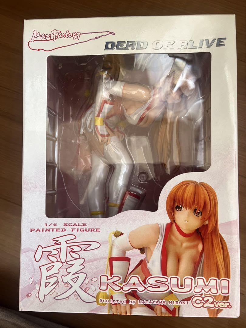 デッド オア アライブ かすみ－霞－ C2 ver.（白服） 1/6 Amazon.co.jp: デッド オア アライブ かすみ霞 C2 ver白服 16 QV