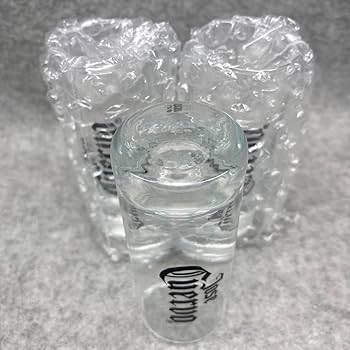 【未使用】クエルボ 1800 ショットグラストレー【非売品】 クエルボ1800アネホ 非売品ショットグラスとトレー