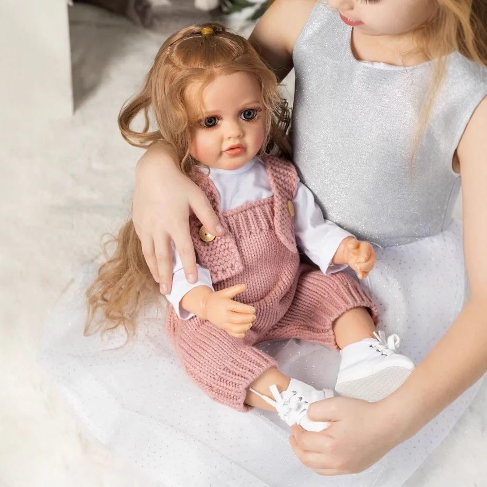 Bambole Reborn 24 Pollici 60 Centimetri Silicone Morbido Bambola Toddler che Sembrano Capelli Lunghi Ricci, Realistica con Accessori, Regalo di Compleanno