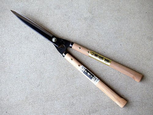 【値下げ検討】佐保 手すき裏 刈込鋏 240mm 短柄 青紙鋼 (手入れ 剪定) Amazon | 刈込鋏 はさみ ハサミ 手すき裏 「佐保」 青紙鋼 刈込