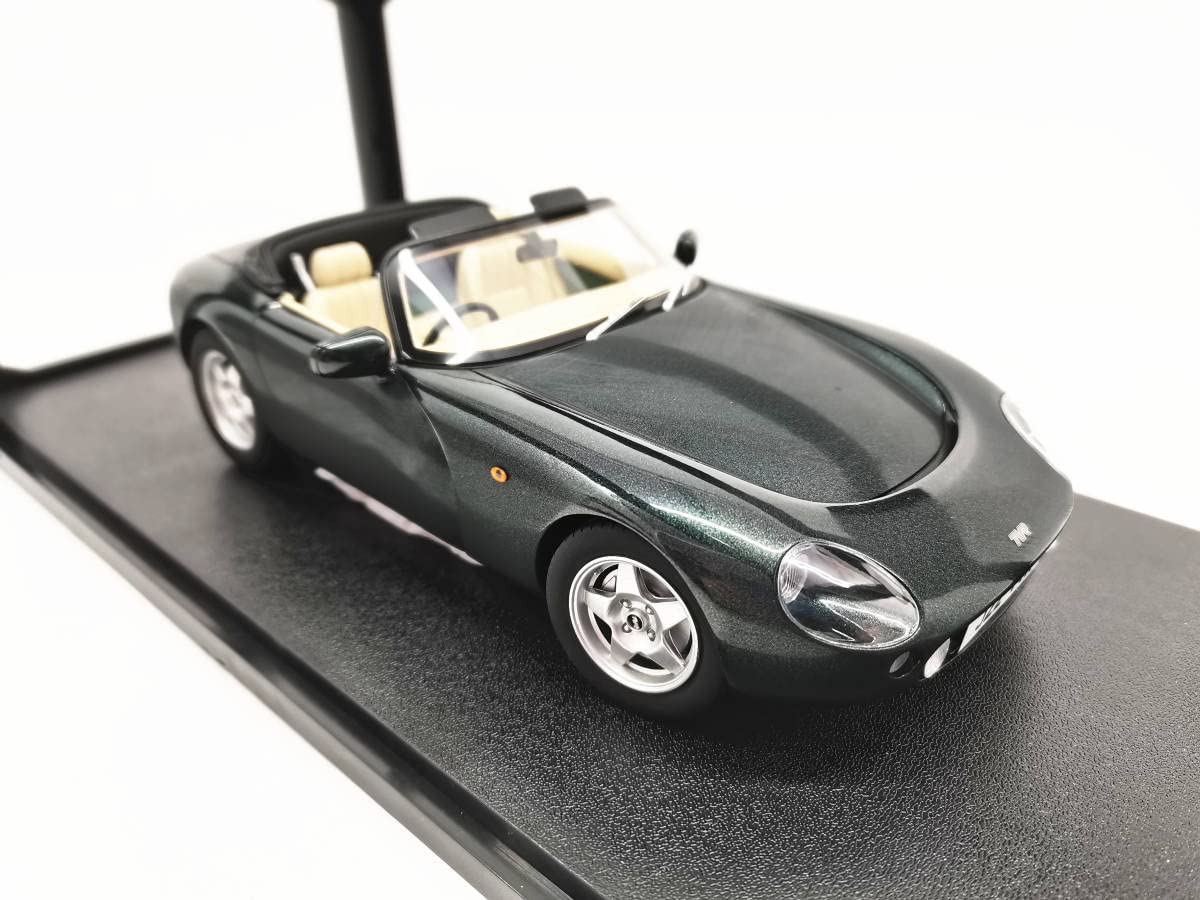 Amazon | Cult 1/18 TVR Griffith 1993 green metallic | ミニカー