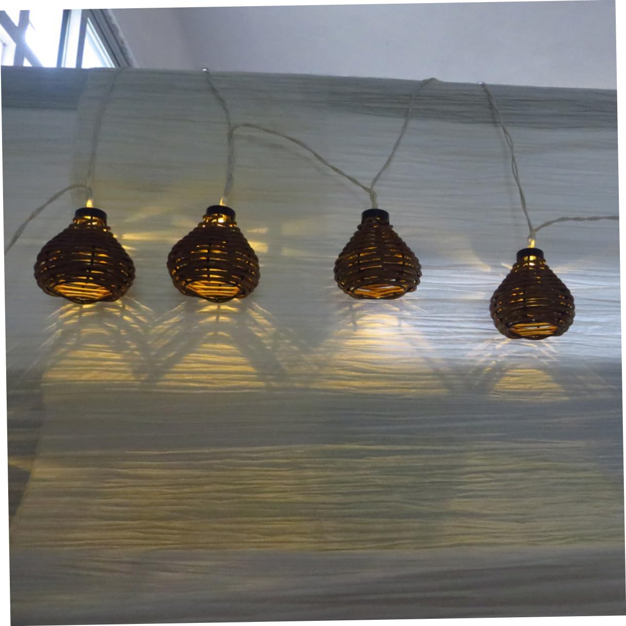 Alipis Lichterkette mit Rattan Imitat 10 Leds Dekorativ 2, 2m | Innen und Außenbereich, Leicht zu Installieren, Pe Material für Feste und Saisonale Dekoration