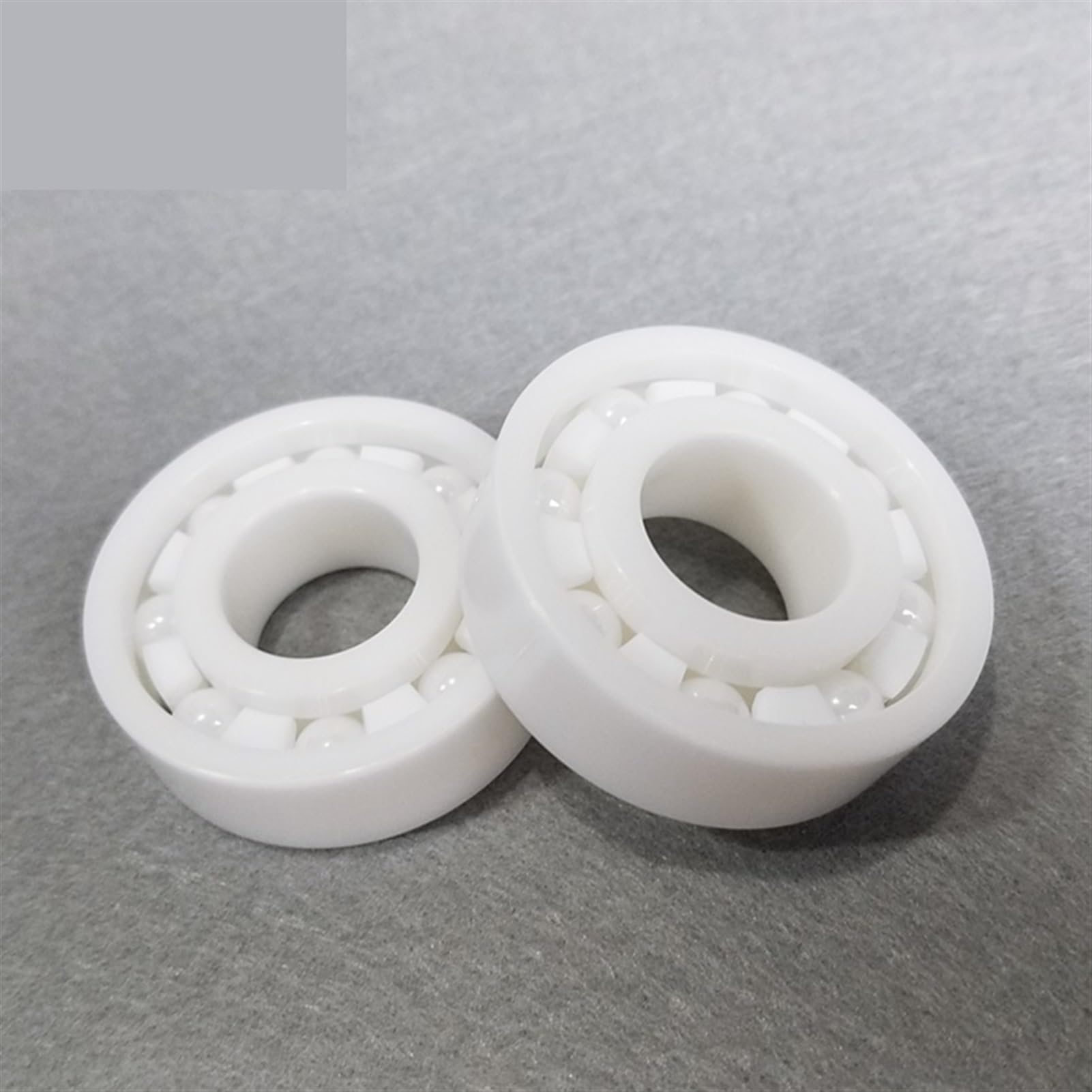 Cuscinetti a sfere a gola profonda 6300 CE dimensioni 10 * 35 * 11 mm Cuscinetti in ceramica completi Cuscinetti a sfere in zirconio ZrO2 Girano senza problemi senza olio