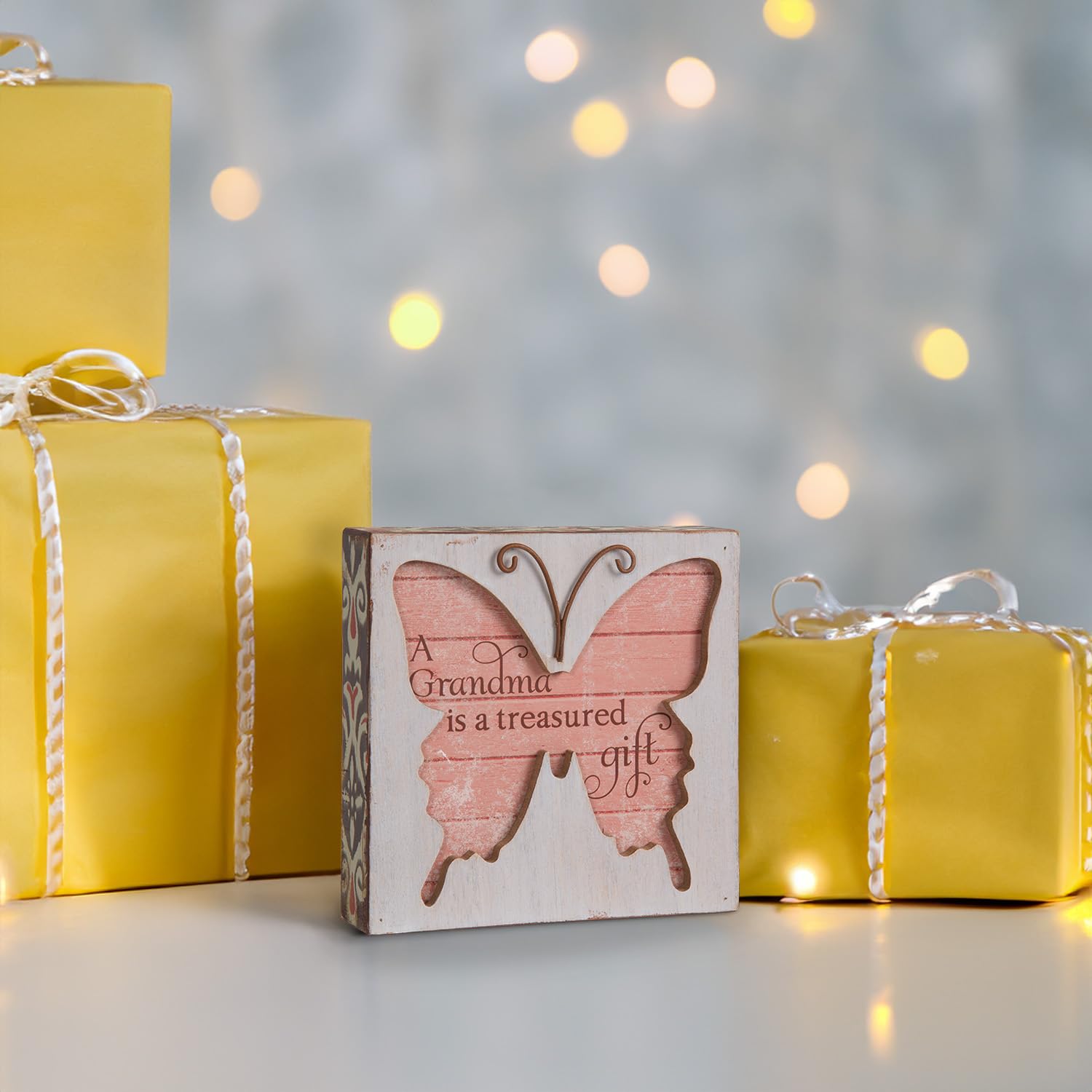 Pavilion Gift Company Simple Spirits 41087 Grandma Placa de Mariposa, 4 – 1/2 "