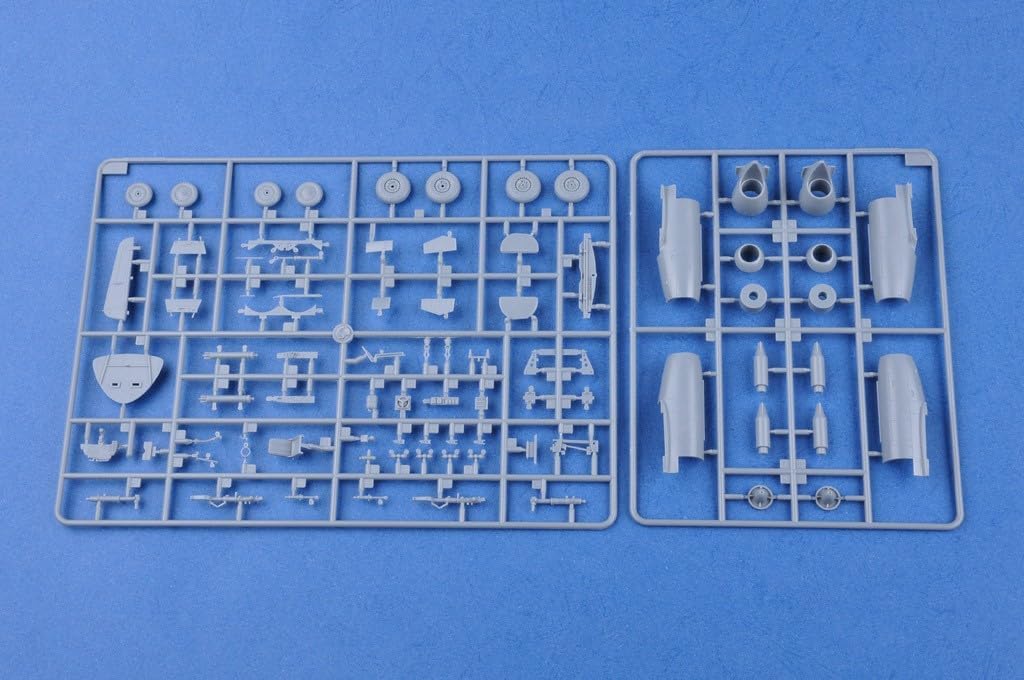 Hobbyboss 80380 "Me 262 B-1a/CS-92 Model Kit, 1:48 Scale