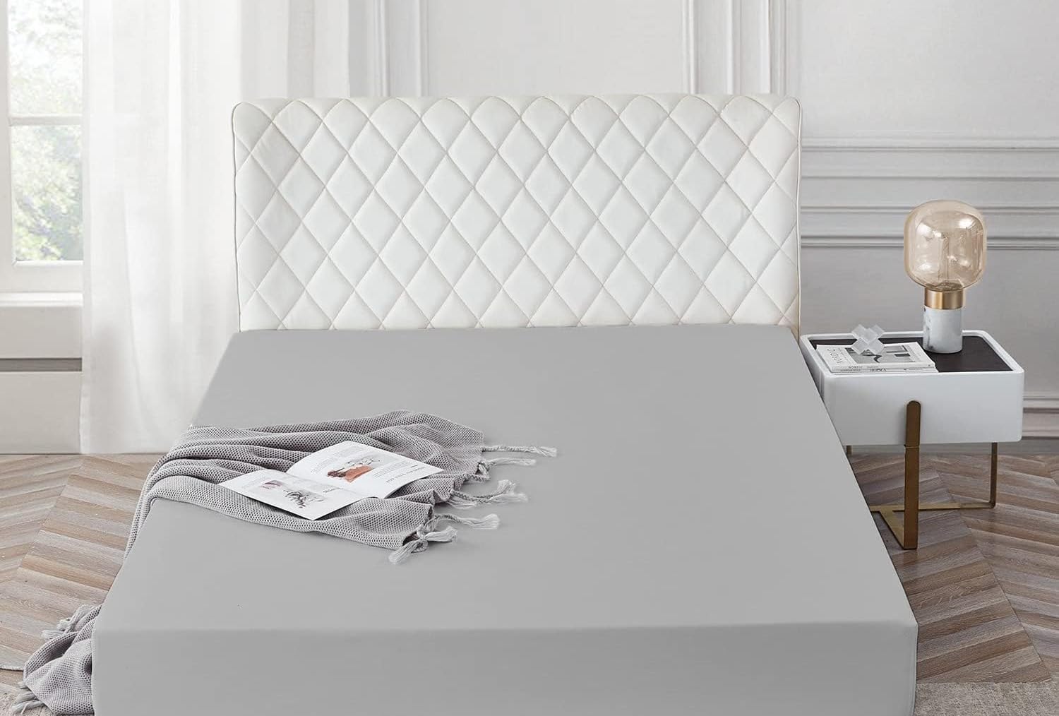 CLEKOD ボックスシーツ ダブル ベッドカバー マットレスカバー ベッドシーツ 速乾 厚手 洗える ボックスシーツ 素肌にやさしい 高密度生地 おしゃれ 北欧 敷き布団カバー（ダブル 140x200x28cm） ホワイト 無地