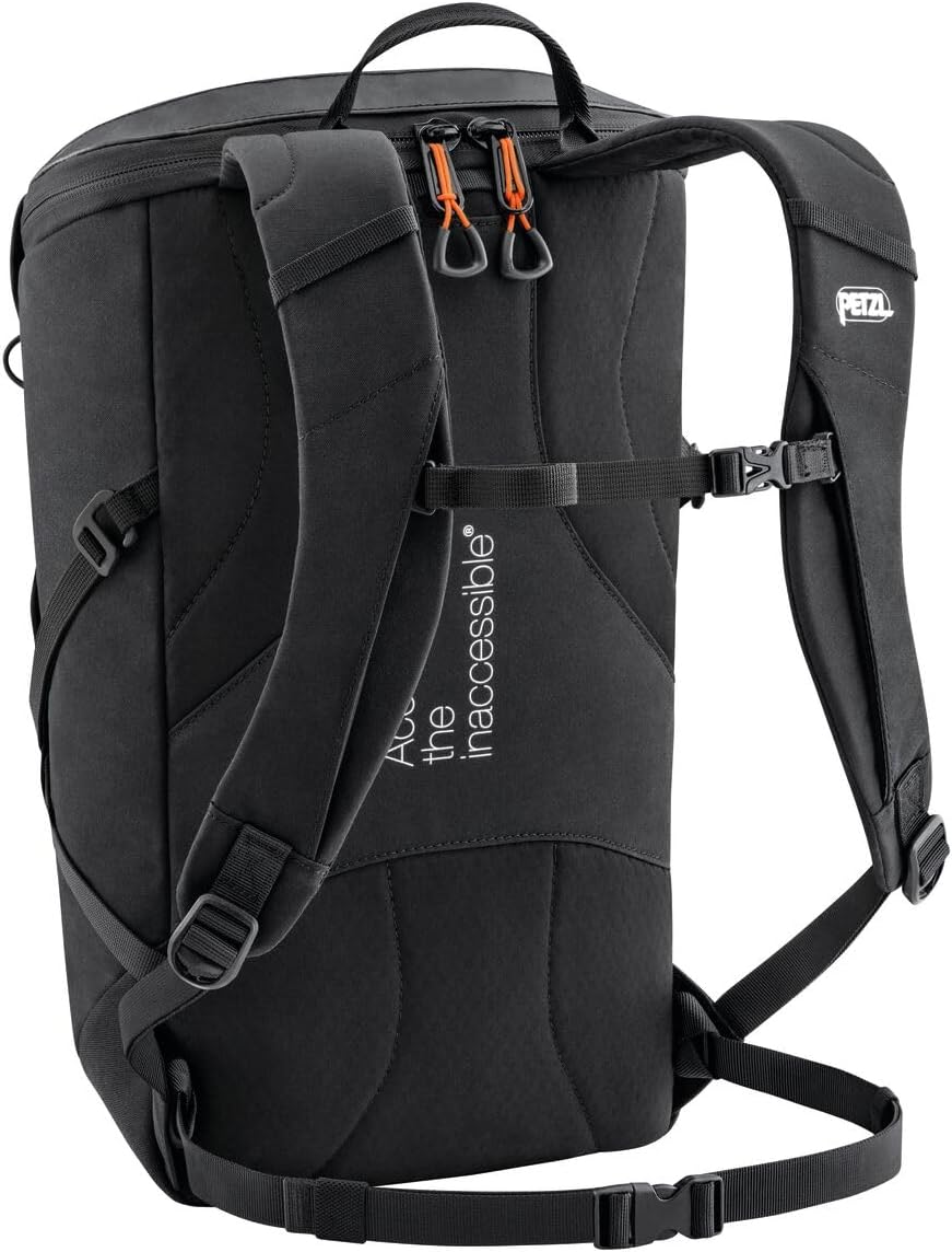 PETZL BUG Backpack - Backpack for Single-Day Multi-Pitch Climbing - Black
