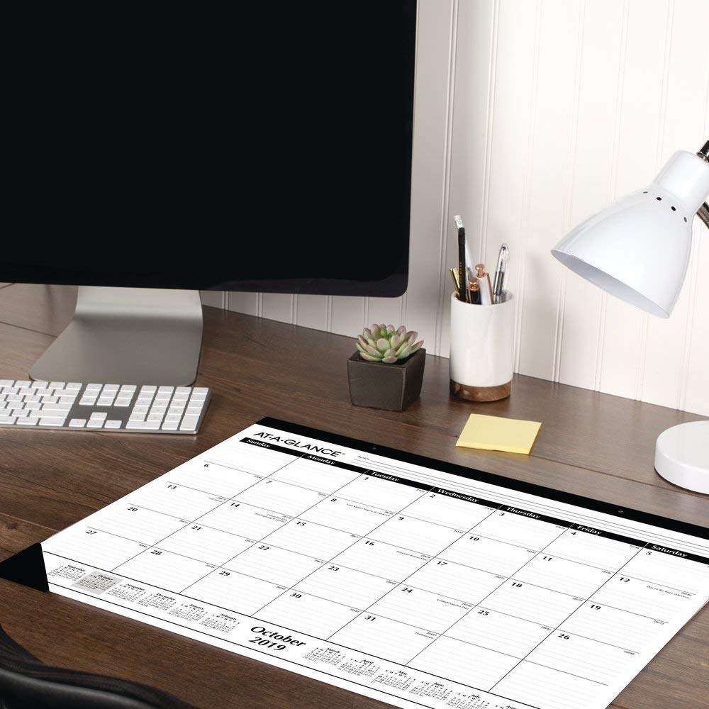 AT-A-GLANCE 2019-2020 Academic Year Desk Pad (11SK241600)