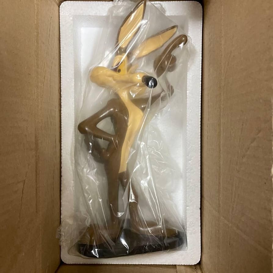 【訳あり】ワイリーコヨーテ　特大フィギュア Amazon.co.jp: ルーニーテューンズ ワイリー コヨーテ